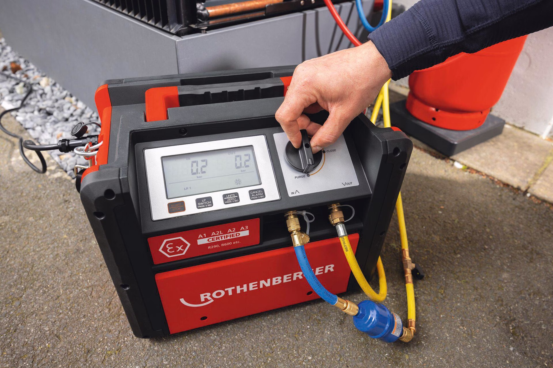 Kältemittelabsauggerät ROREC PRO A3 12kg 220-240V