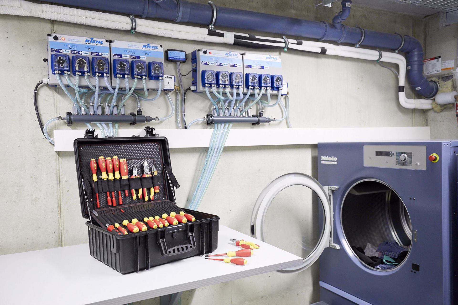 Werkzeugsortiment XL 80-tlg.im Schutzkoffer f.Elektriker