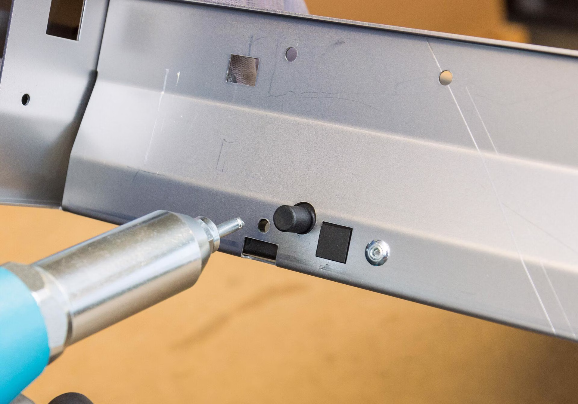 Druckluftblindnietgerät 9037N-2 14700N 3-6,4mm