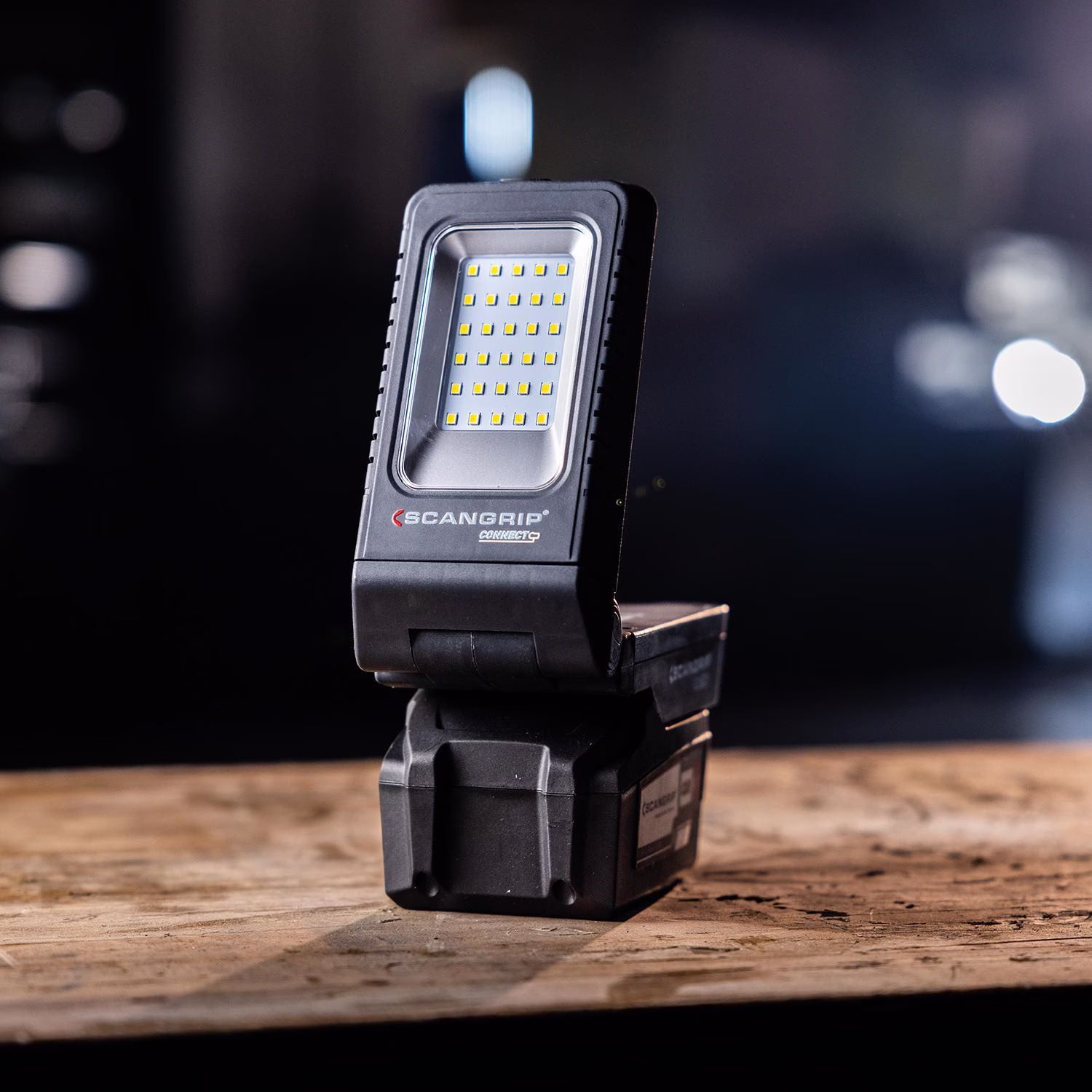 LED-Strahler BASIC CONNECT 97 W 1000 lm 5,2 Ah 18 V IP30