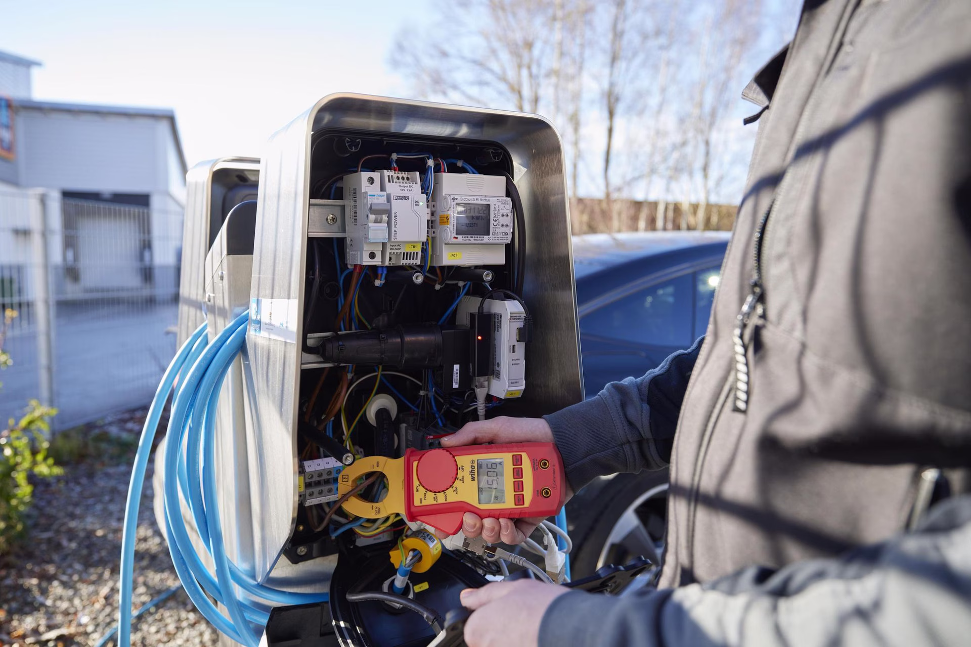 Stromzangenmultimeter b.1.000V AC CAT IV 1.000VV