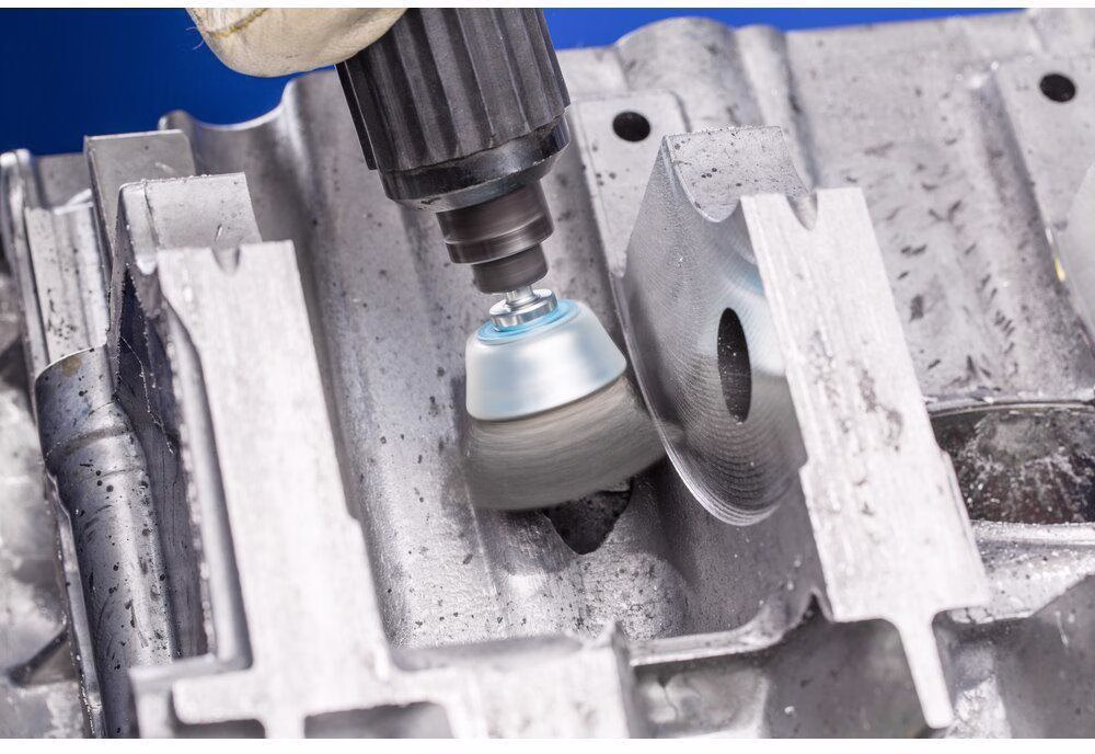 Topfbürste TBU INOX D.70mm Drahtstärke 0,3mm VA Schaftaufnahme