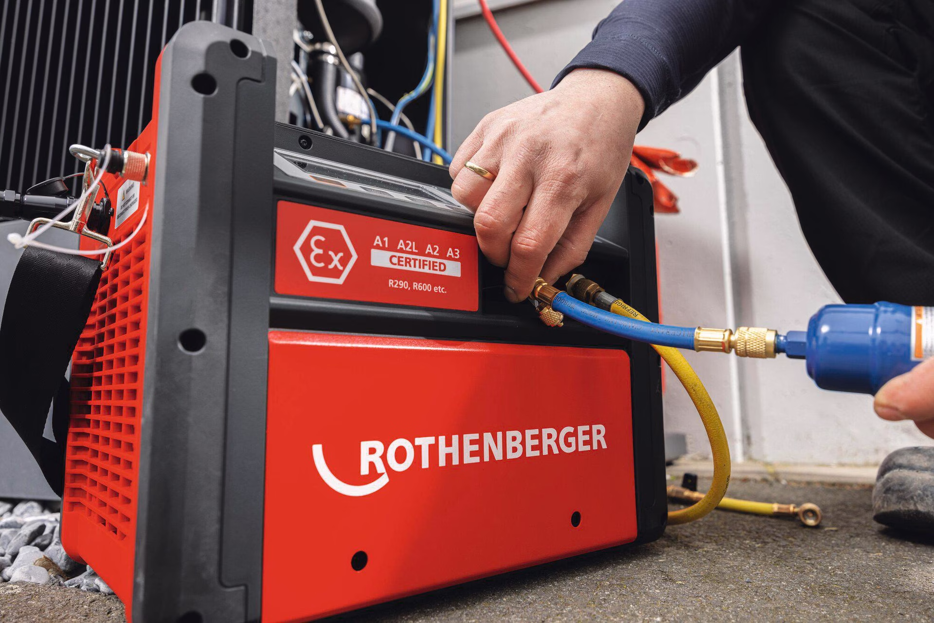 Kältemittelabsauggerät ROREC PRO A3 12kg 220-240V